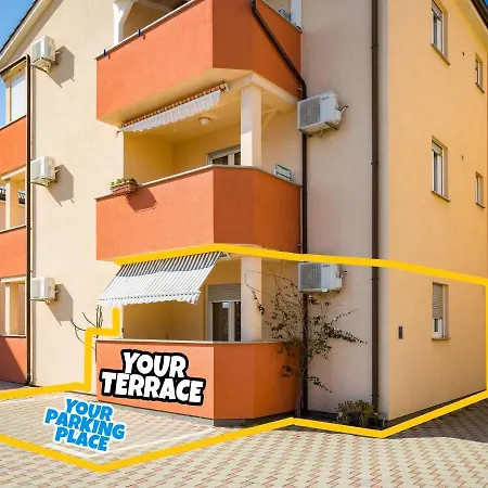 Julija Apartment