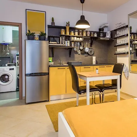 Julija Apartment Pula